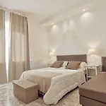 Flos Vendégház 3*