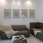 Flos Affittacamere 3*
