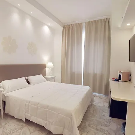 Flos Lucera